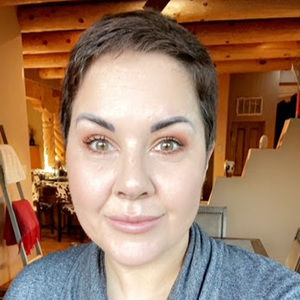 Meet your Posher, Lisa